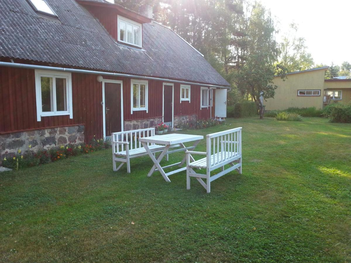 Kuus Tuba Vandrerhjem Leisi Eksteriør bilde